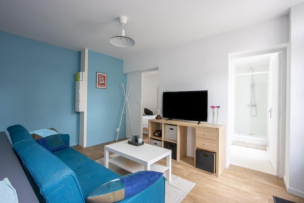 Appartement Avec Terrasse Et Parking, A Meaux Εξωτερικό φωτογραφία